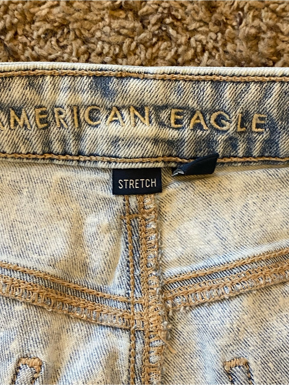 American Eagle Light Blue Super High-Rise Baggy Jeans - Picture 4 of 6